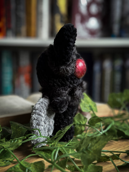 Peluche Mothman | Familier cryptide fait main
